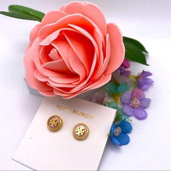 NWOT  Tory Burch Gold Logo Pearlescent Stud Earrings, Comes With Dust Bag - Picture 3 of 5